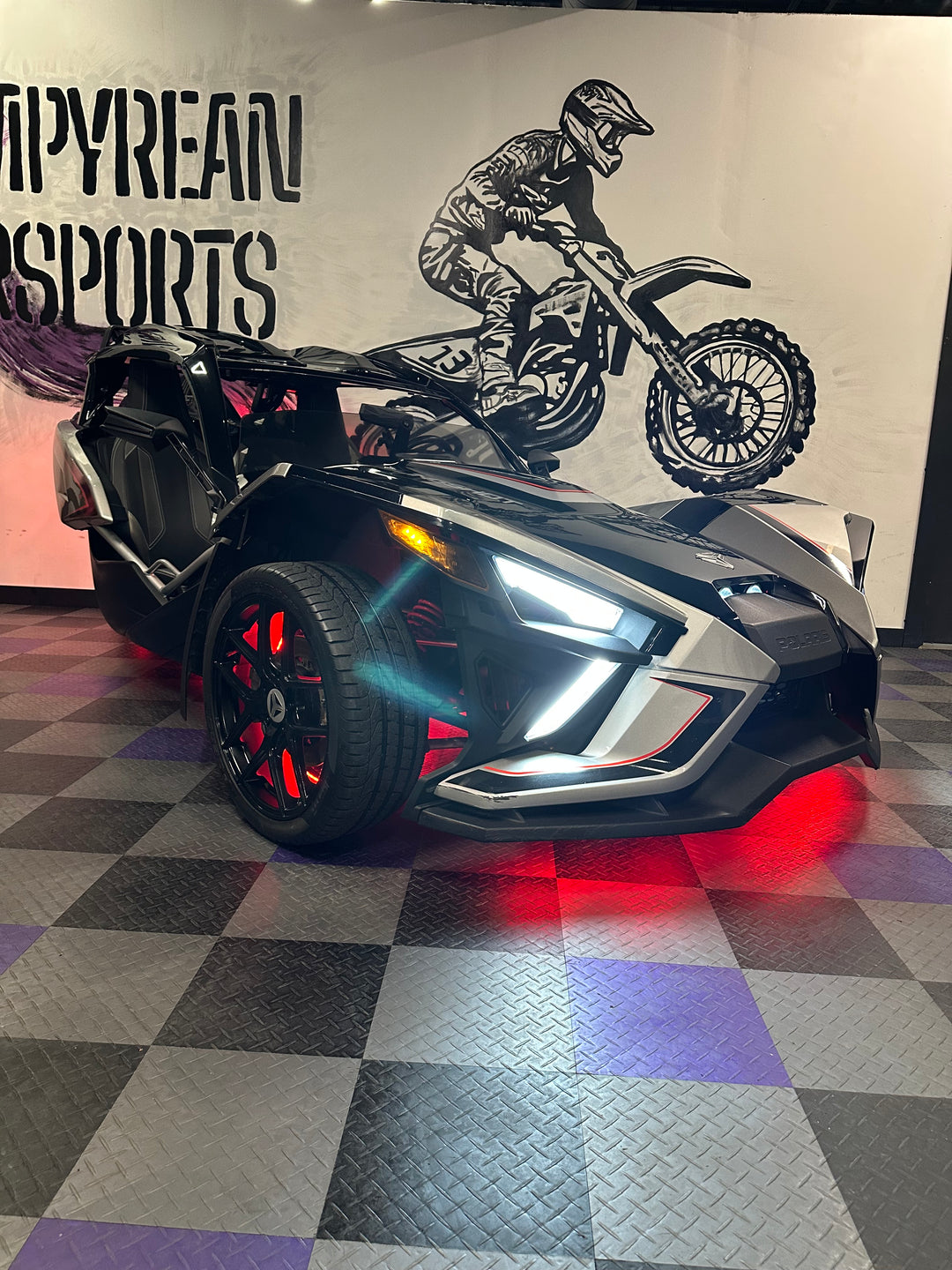 2017 Polaris Slingshot SLR + OEM Roof