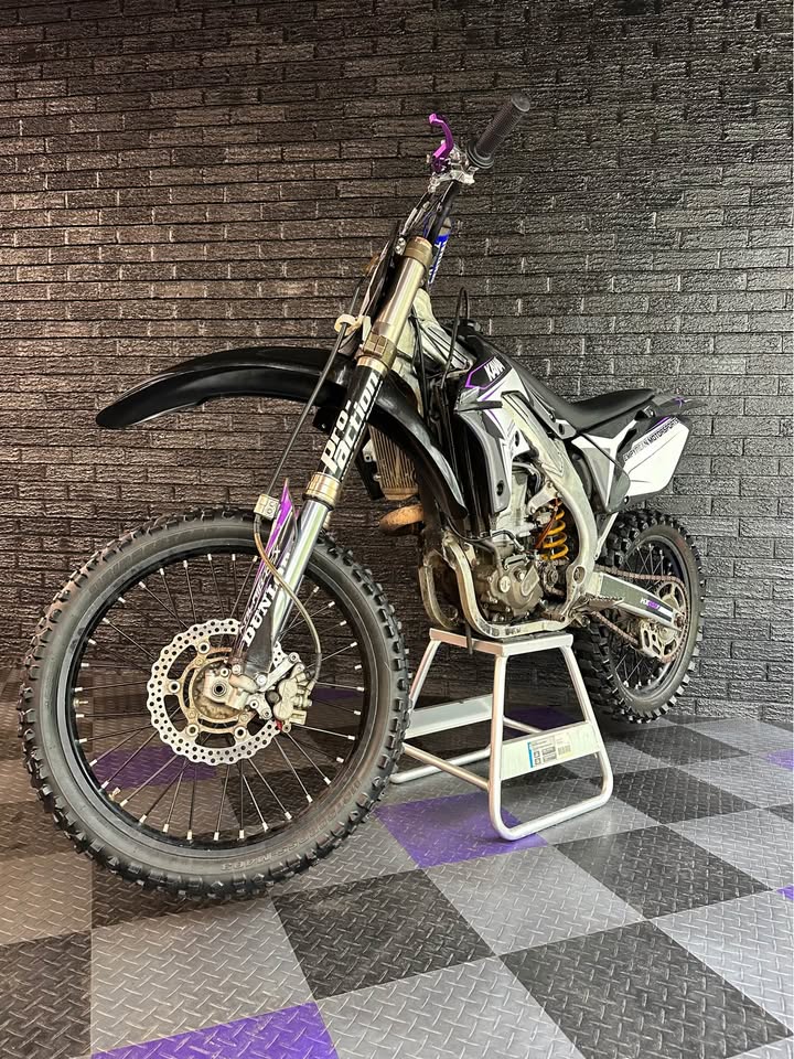 2006 Kawasaki KX450F Dirt Bike