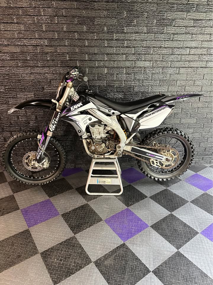 2006 Kawasaki KX450F Dirt Bike