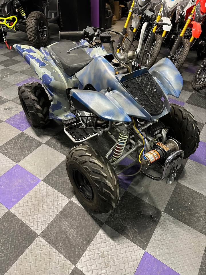 2012 200cc ATV 4 Speed Manual with reverse