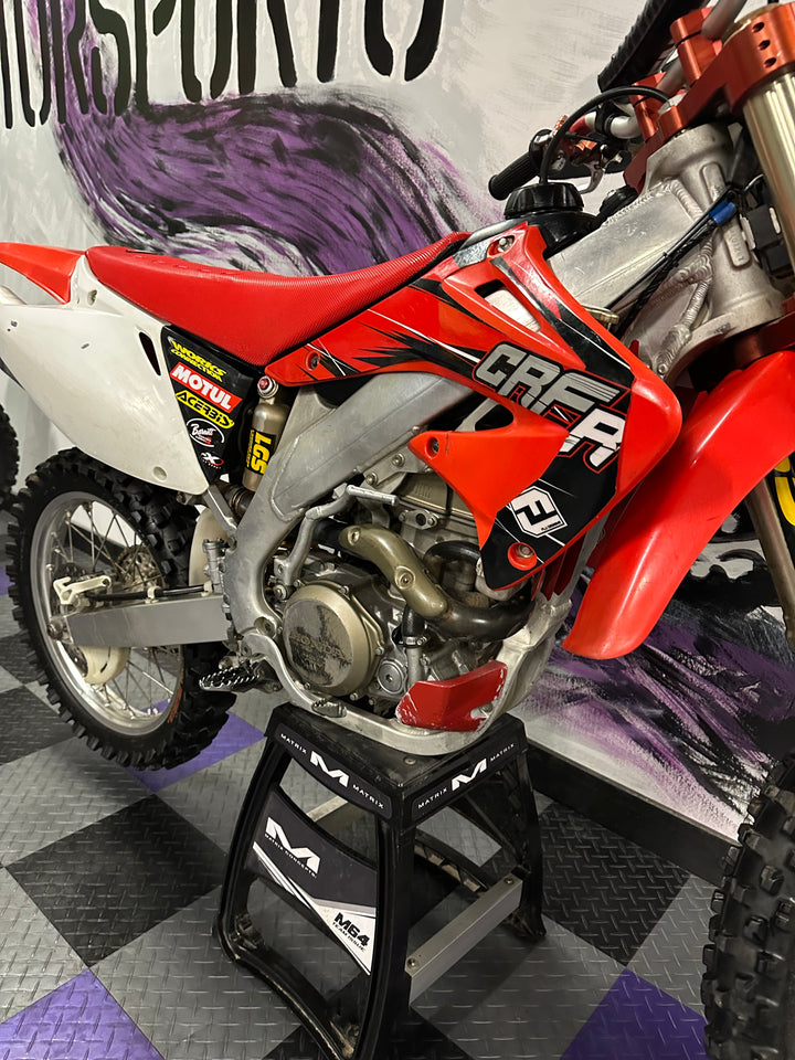 2003 Honda CRF450R Dirt Bike