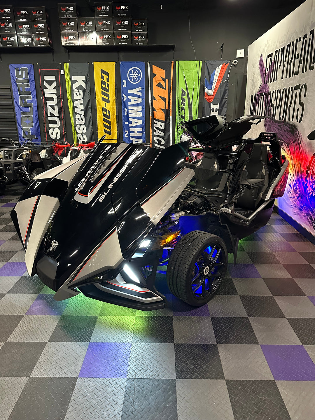 2017 Polaris Slingshot SLR + OEM Roof