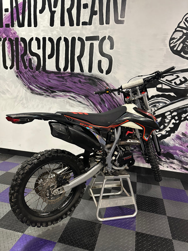 2024 Evoque VQ-250RL Dirt Bike
