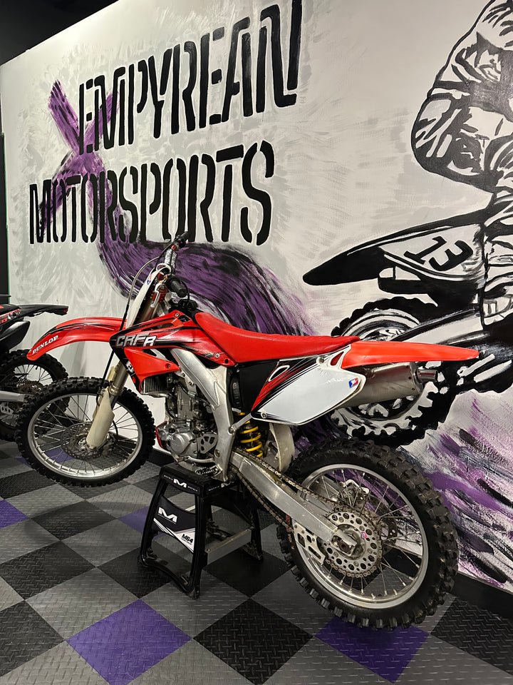 2003 Honda CRF450R Dirt Bike