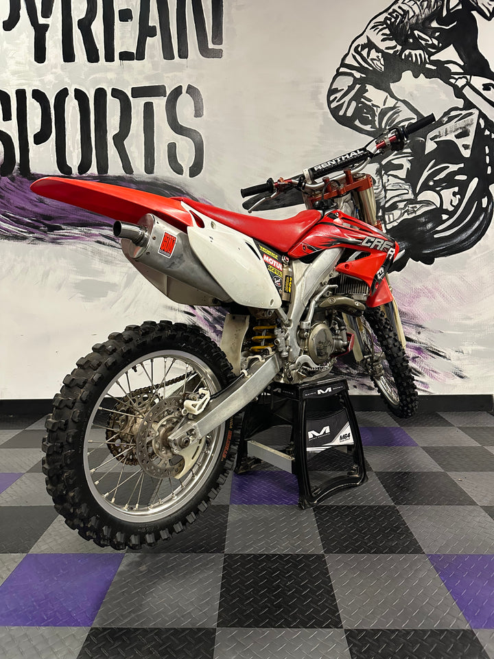 2003 Honda CRF450R Dirt Bike
