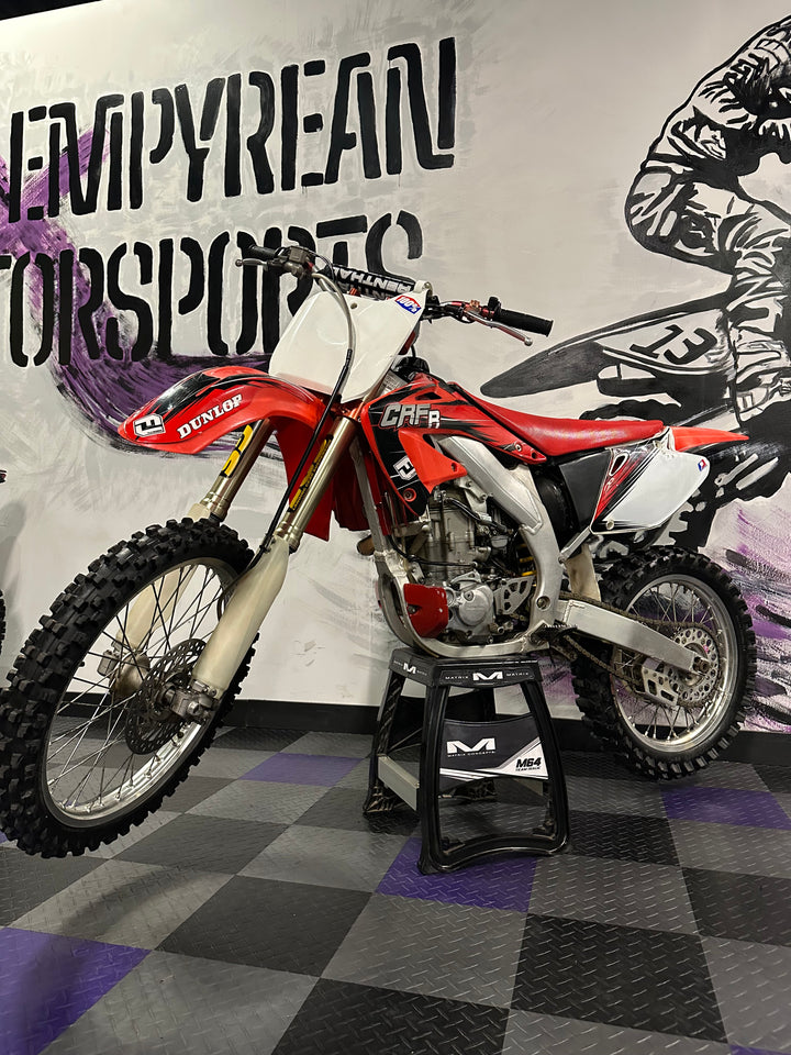 2003 Honda CRF450R Dirt Bike