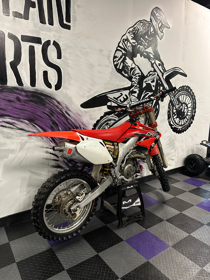 2003 Honda CRF450R Dirt Bike