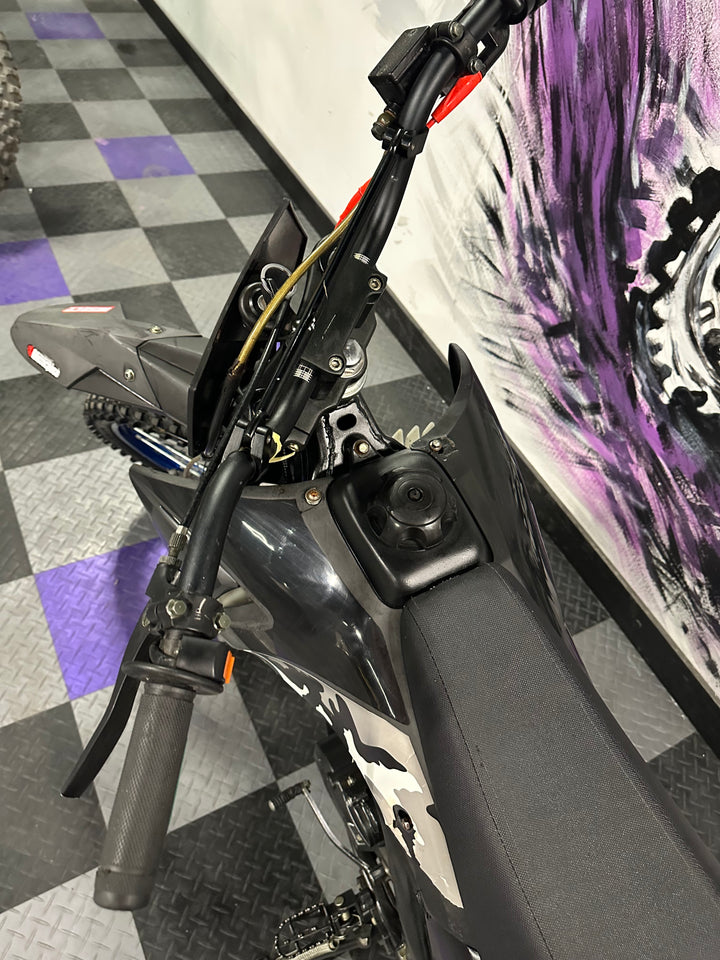 2018 Apollo DB-36 250cc Dirt Bike